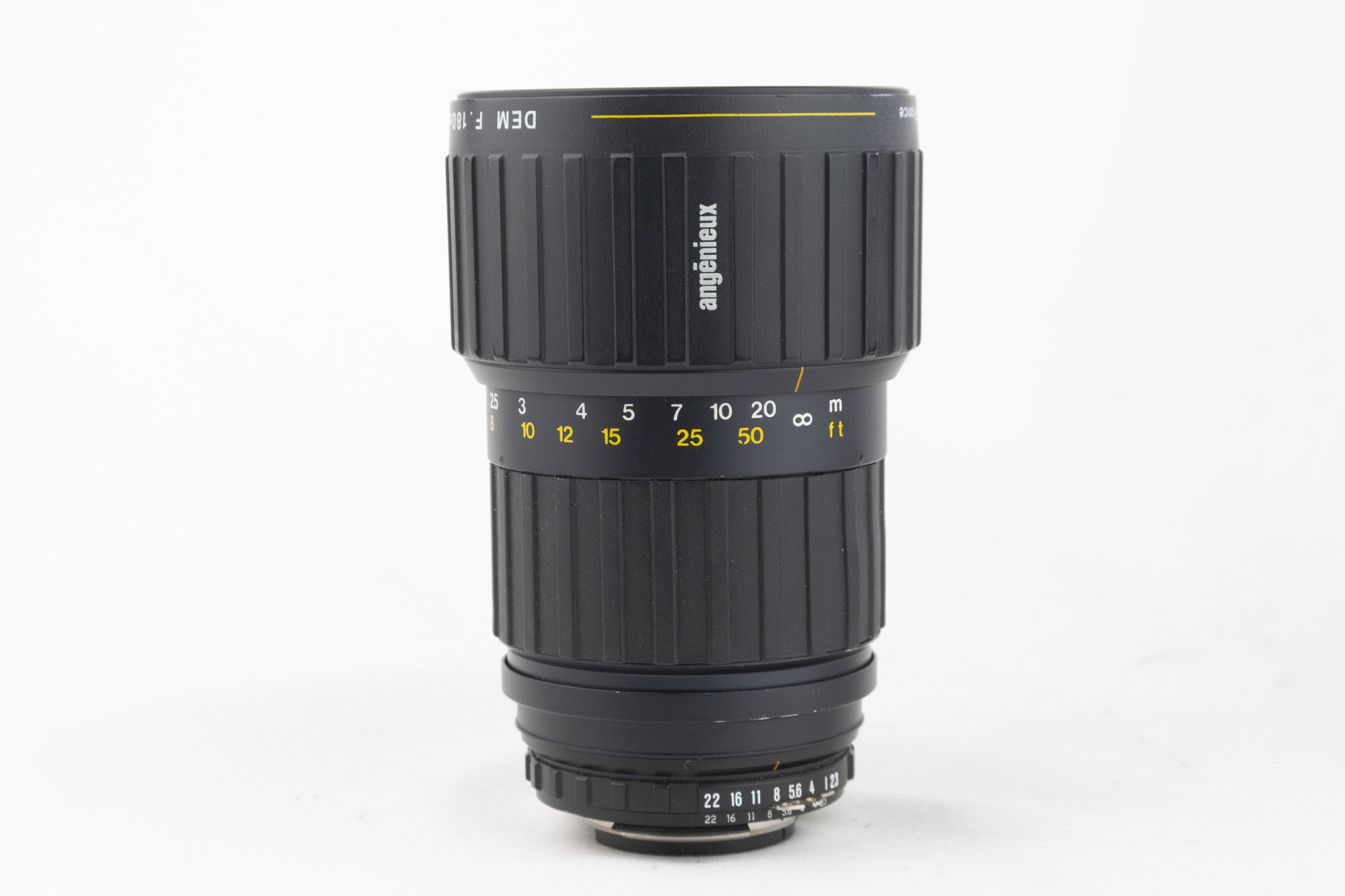 Angénieux APO 180mm f/2.3 – klassisches Teleobjektiv mit Mittelformat-Bildkreis