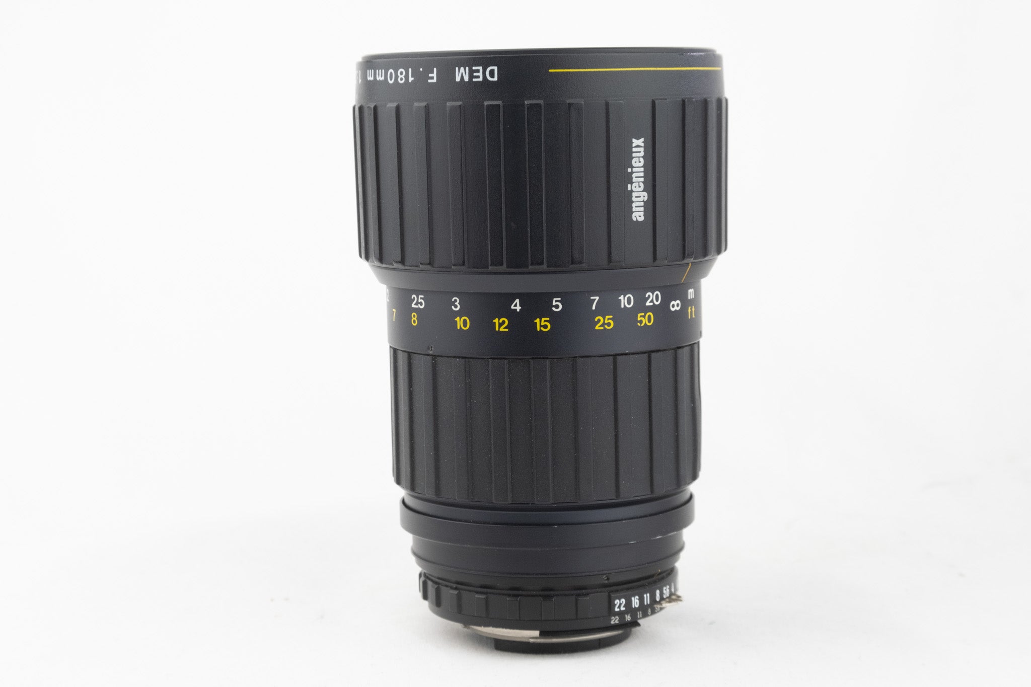 Angénieux APO 180mm f/2.3 – klassisches Teleobjektiv mit Mittelformat-Bildkreis