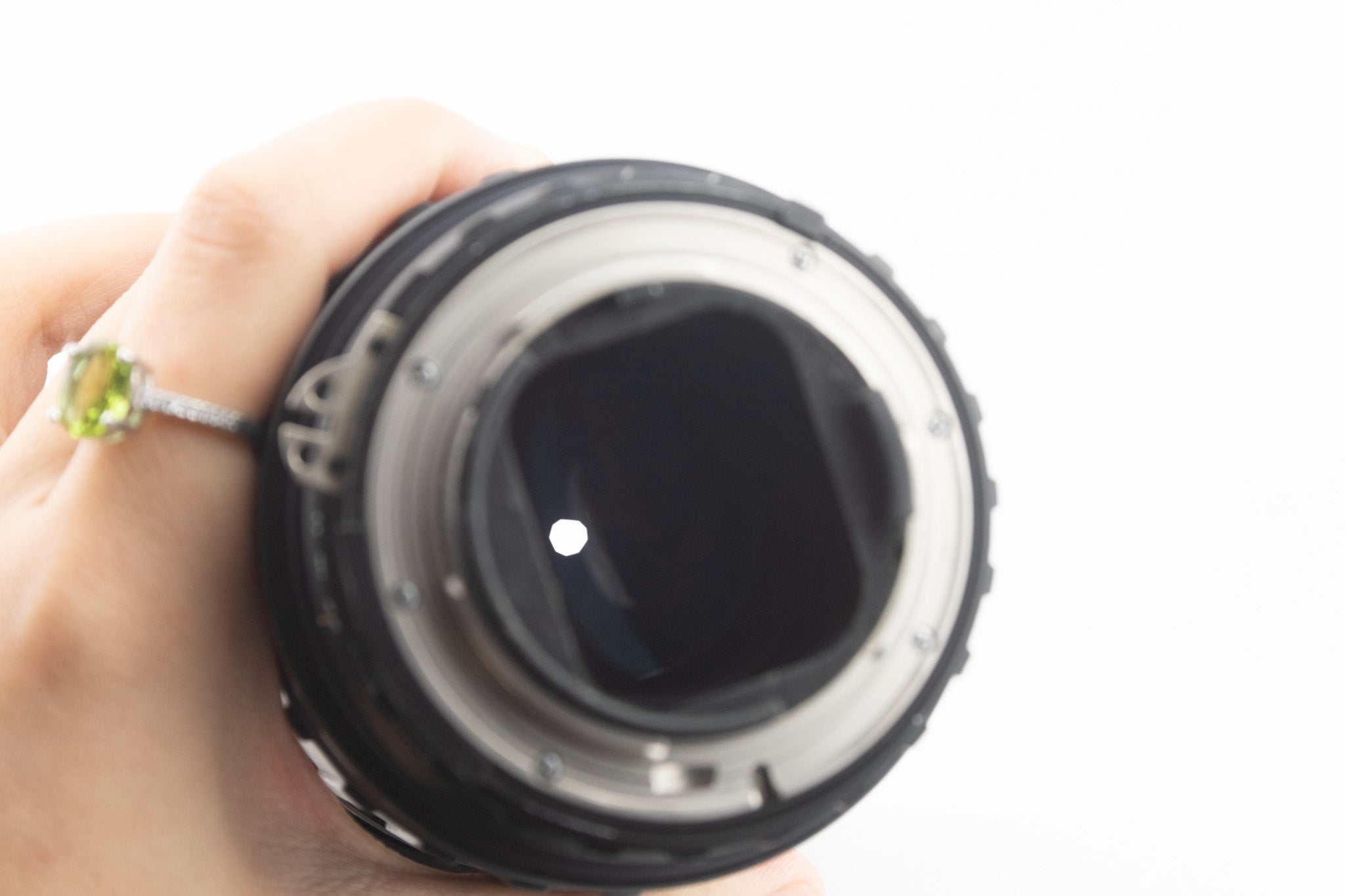 Angénieux APO 180mm f/2.3 – klassisches Teleobjektiv mit Mittelformat-Bildkreis