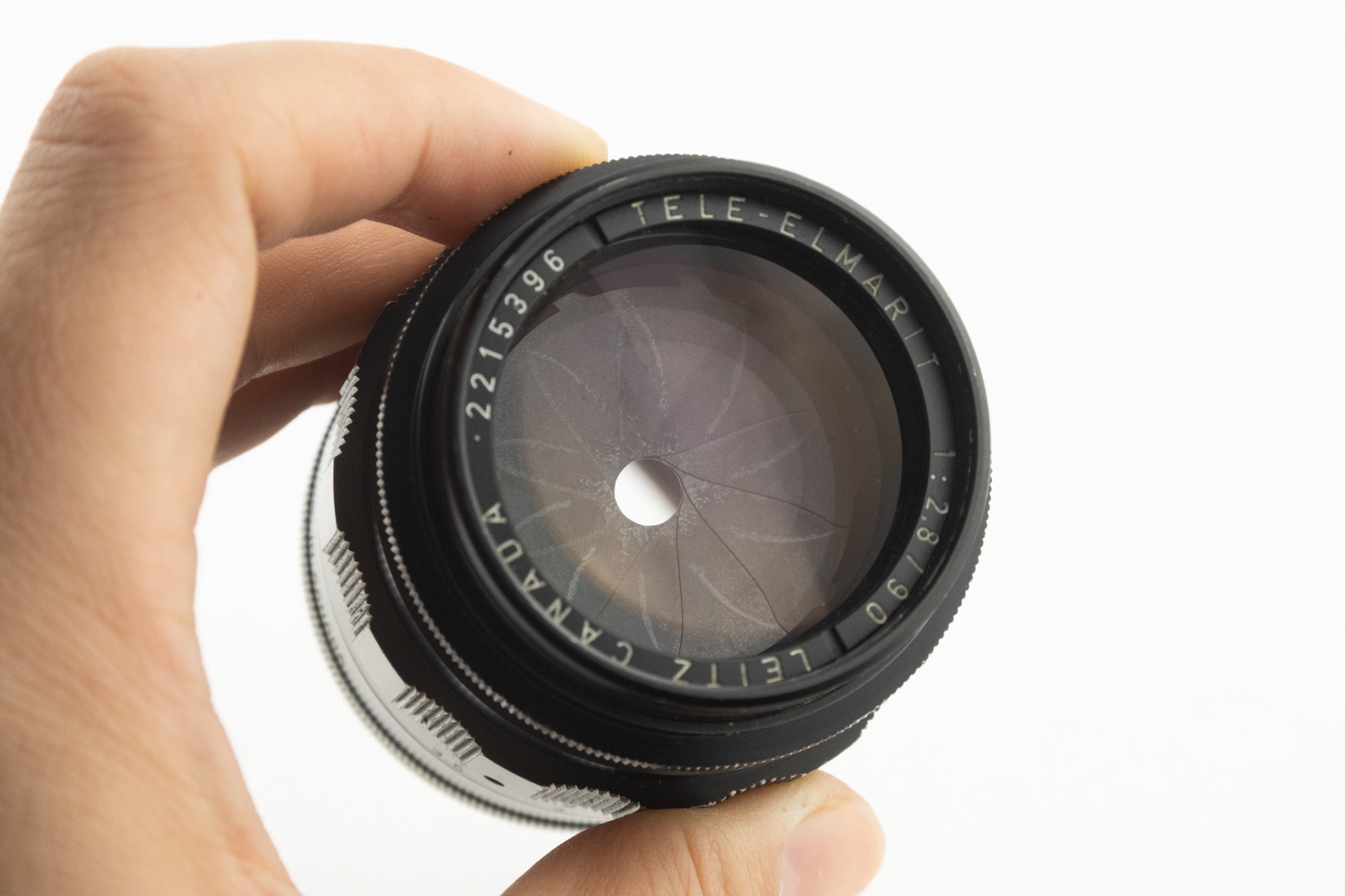 Leica Tele-Elmarit 90mm f/2.8 – M-Objektiv in schwarz, leichte Gebrauchsspuren