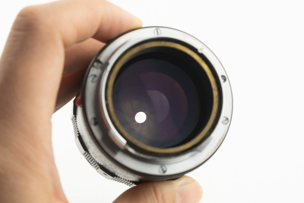 Leica Tele-Elmarit 90mm f/2.8 – M-Objektiv in schwarz, leichte Gebrauchsspuren