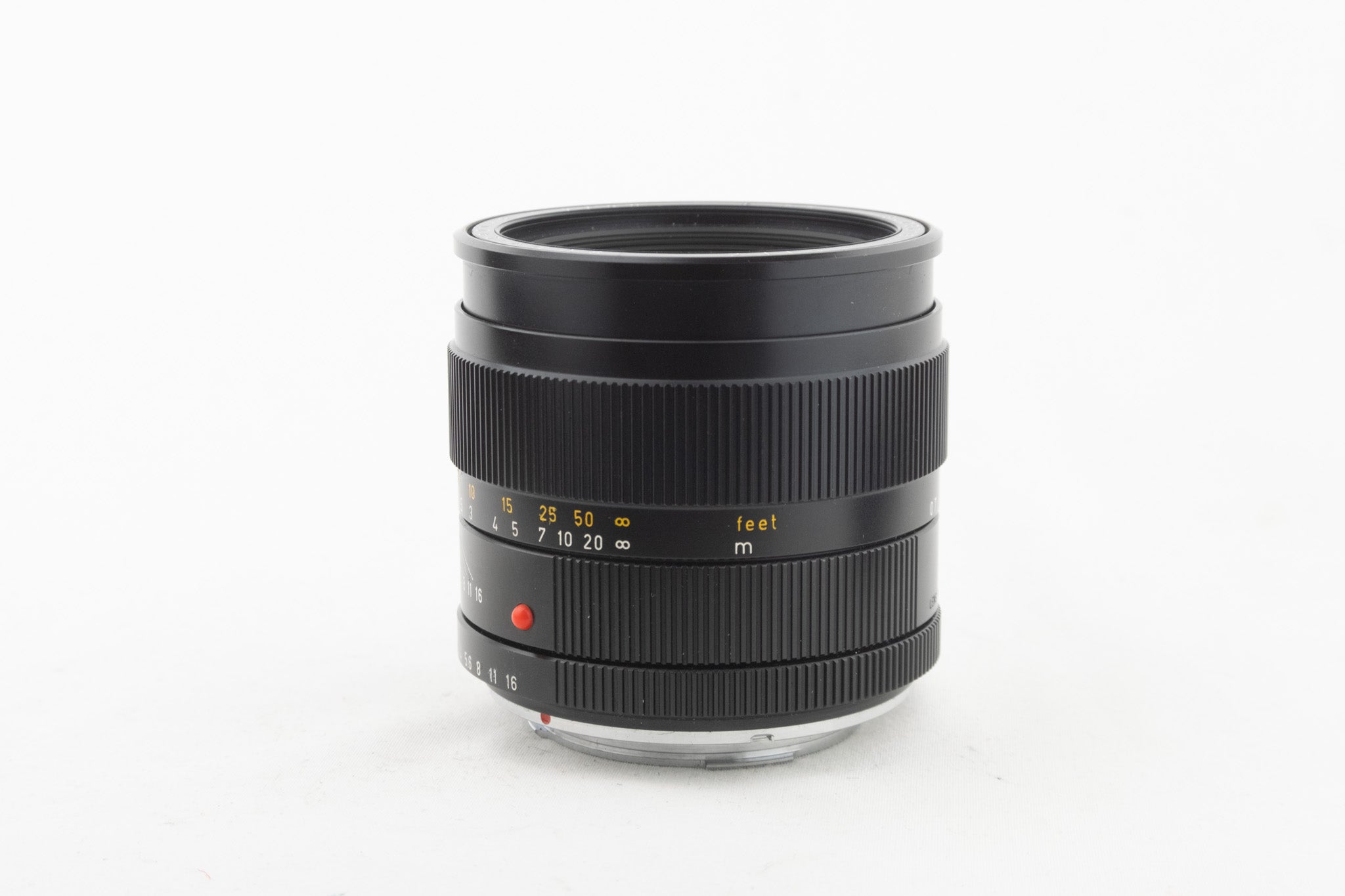 Leica Summicron R 90/2 E55 – Objektiv von vorne mit Deckel