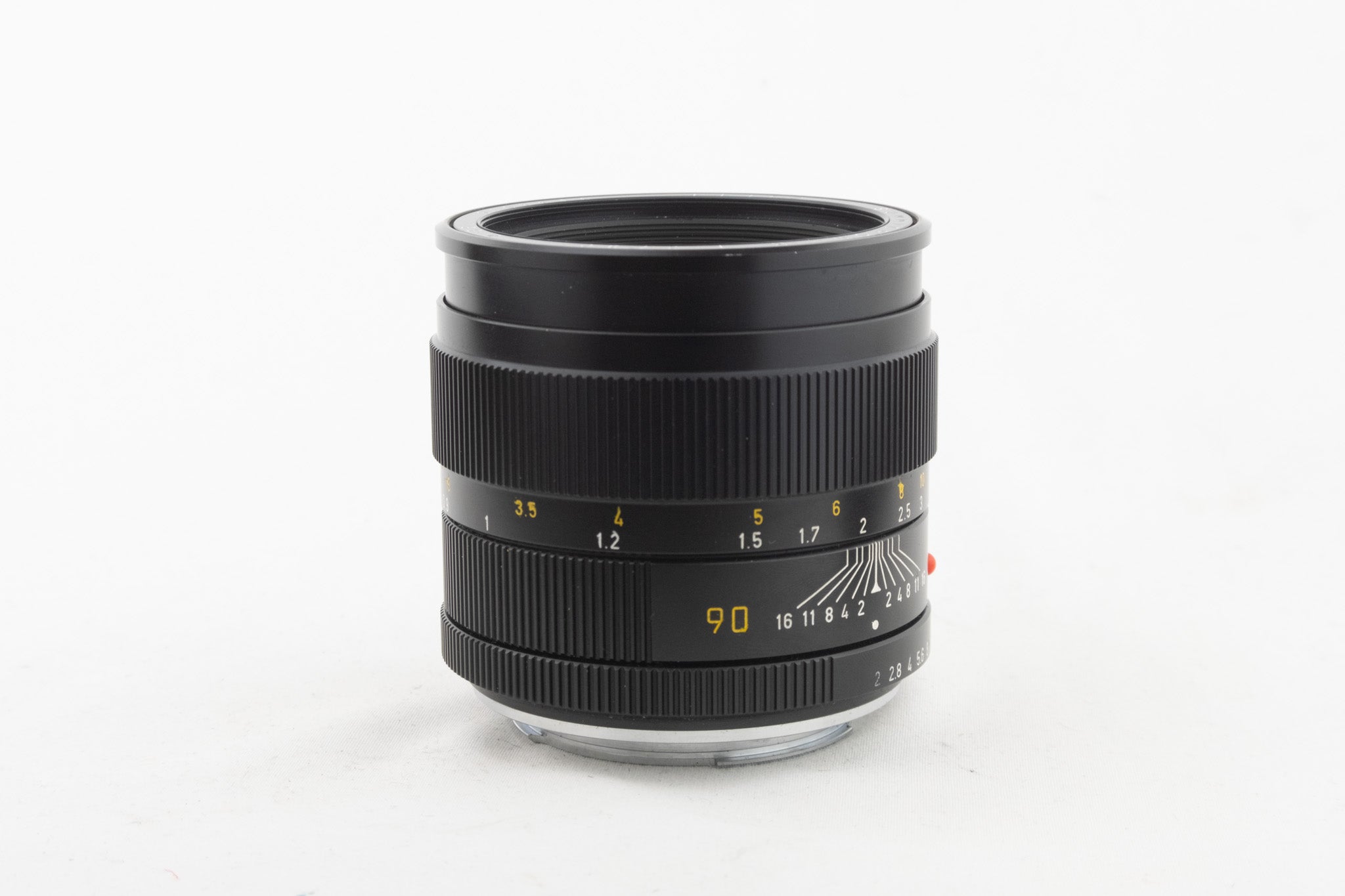 Leica Summicron R 90/2 E55 – Objektiv von vorne mit Deckel