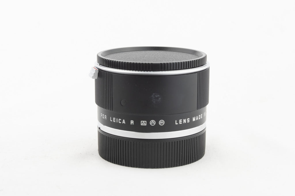 Leica APO-EXTENDER 2X – schwarzer Telekonverter mit R-Bajonett