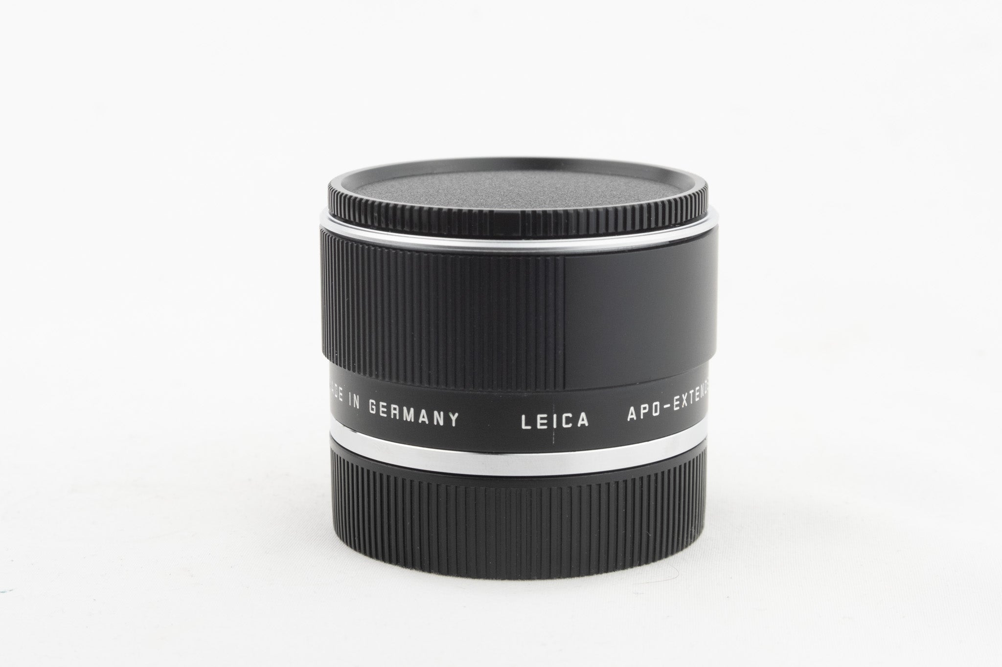 Leica APO-EXTENDER 2X – schwarzer Telekonverter mit R-Bajonett