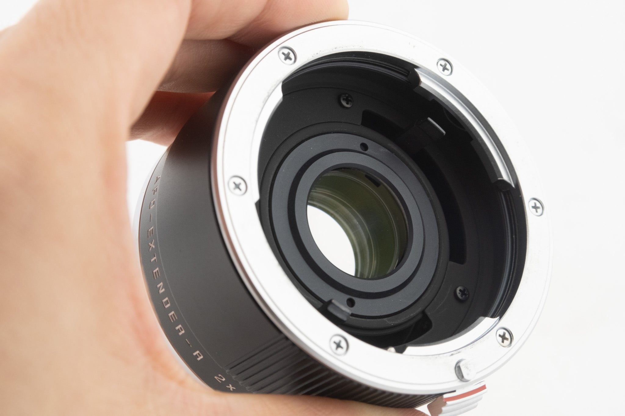 Leica APO-EXTENDER 2X – schwarzer Telekonverter mit R-Bajonett
