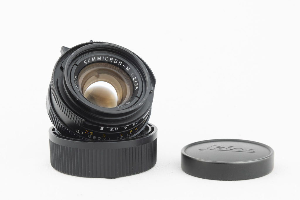 Leica Summicron 35mm f/2 7-Element – Objektiv von vorne mit Deckel