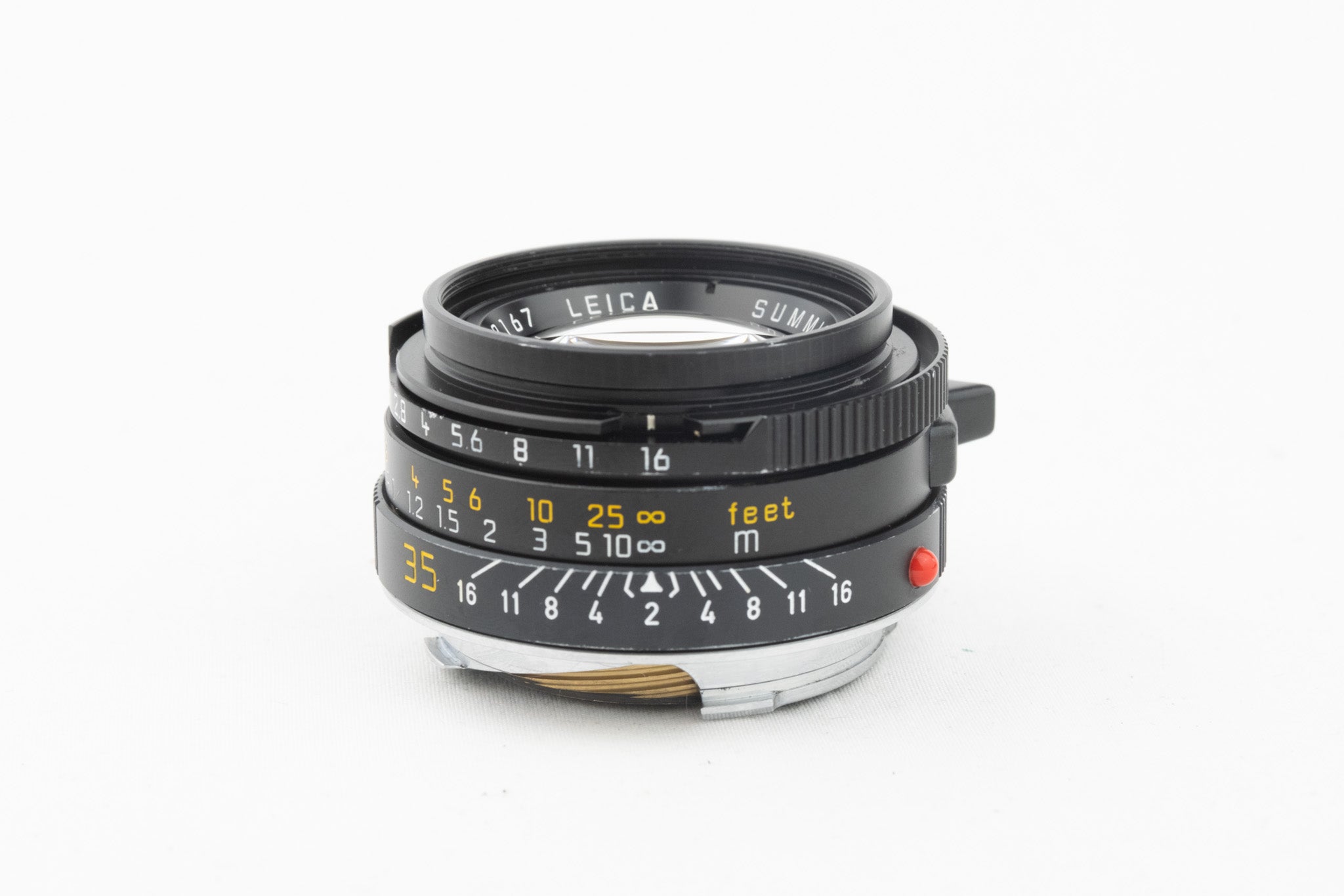 Leica Summicron 35mm f/2 7-Element – Objektiv von vorne mit Deckel