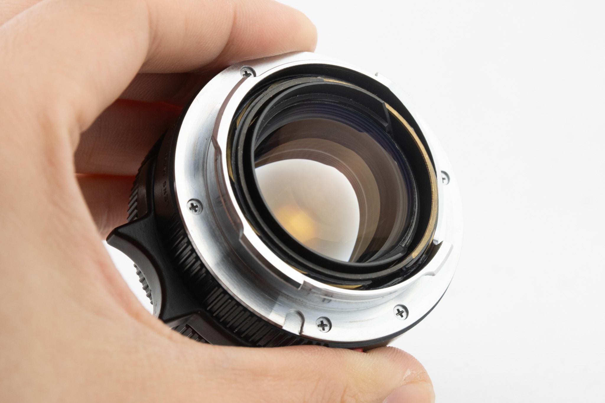 Leica Summicron 35mm f/2 7-Element – Objektiv von vorne mit Deckel