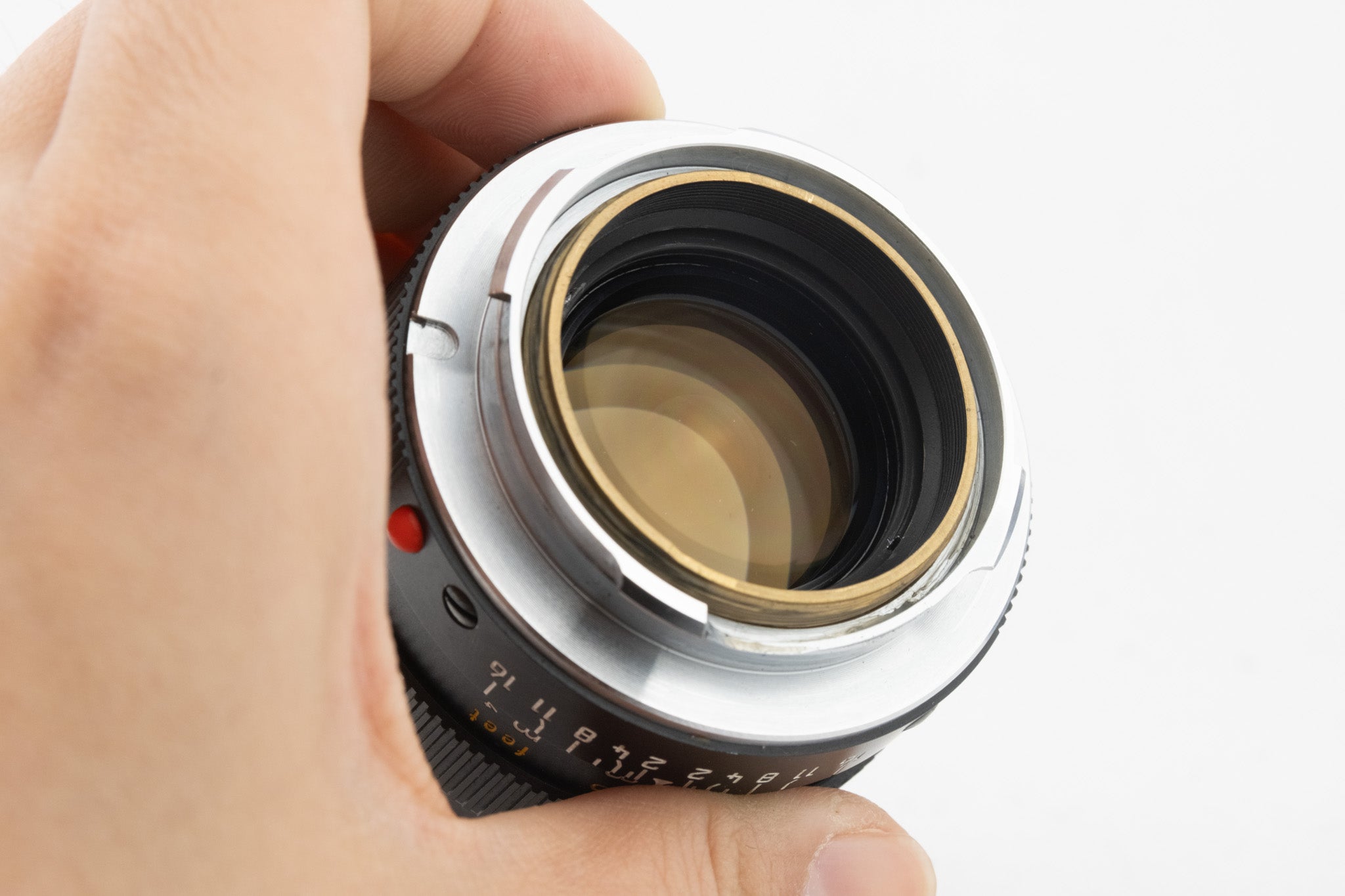 Leica Summilux 50mm f/1.4 E43 II – schwarzes Objektiv mit Goldvergütung
