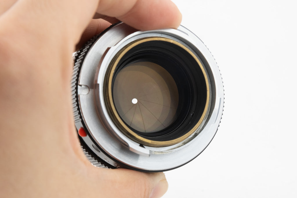 Leica Summilux 50mm f/1.4 E43 II – schwarzes Objektiv mit Goldvergütung